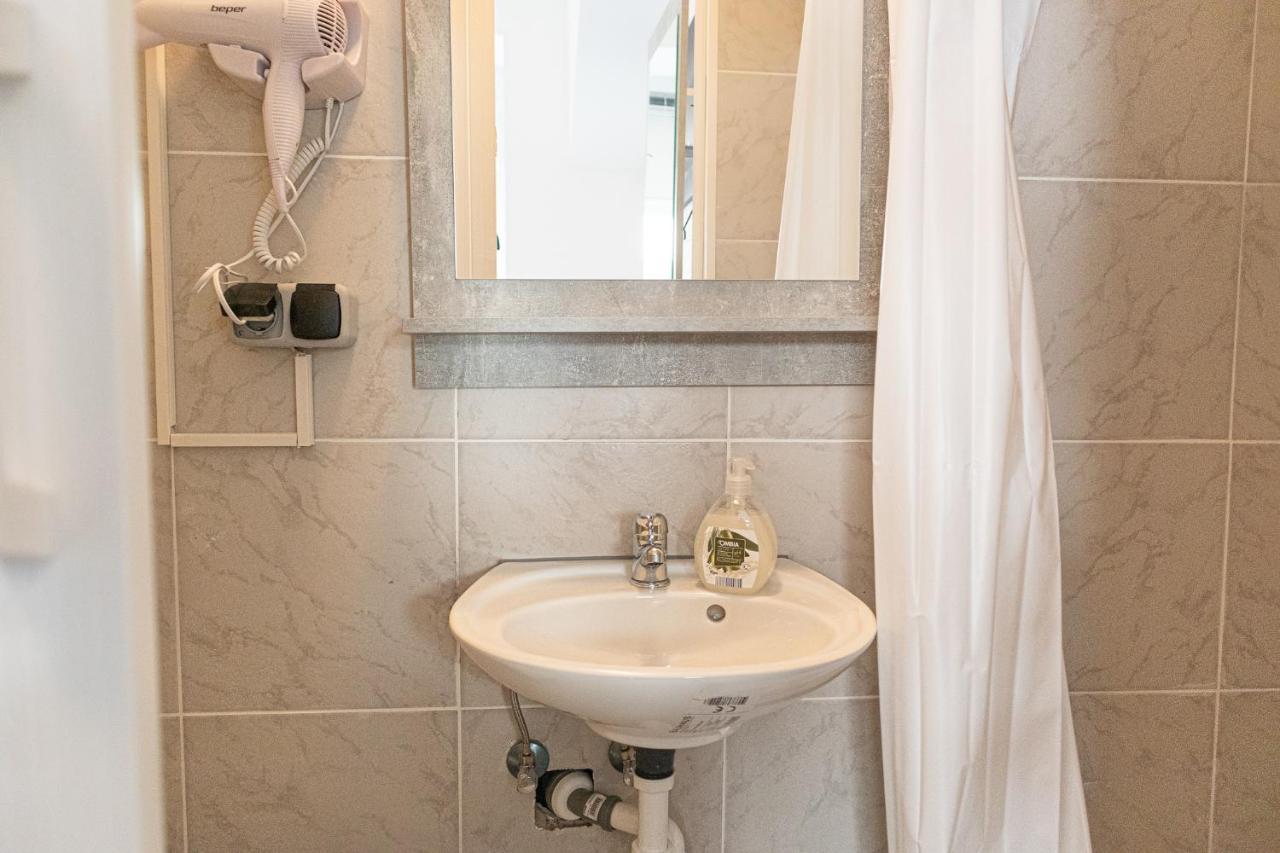 3 Standard Rooms Near Hauptbahnhof Wien Exteriör bild
